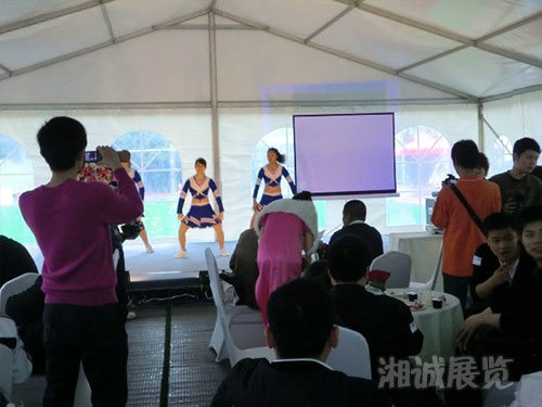 思铂睿“都市车王挑战赛”赛场布置